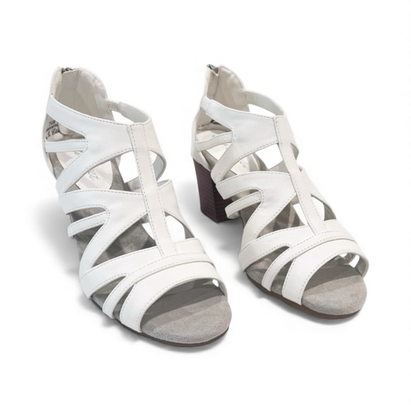 Easy Street Amaze Strappy Block Heel Sandals Back Zip White 7.5 Wide NEW - Picture 3 of 16
